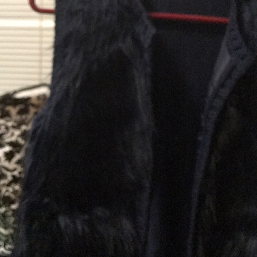 Vest - Picture 3 of 3